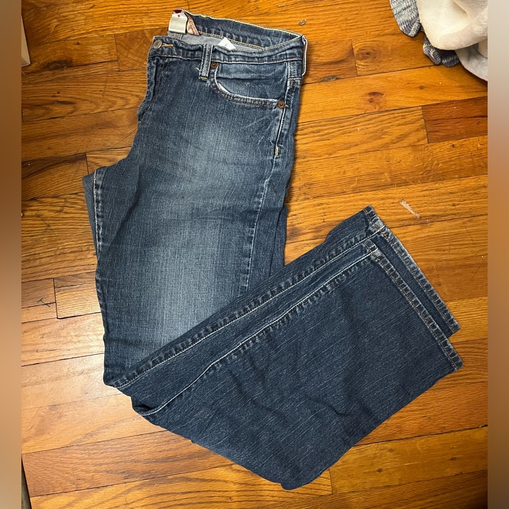 Lucky Brand Jeans  28.                 C4